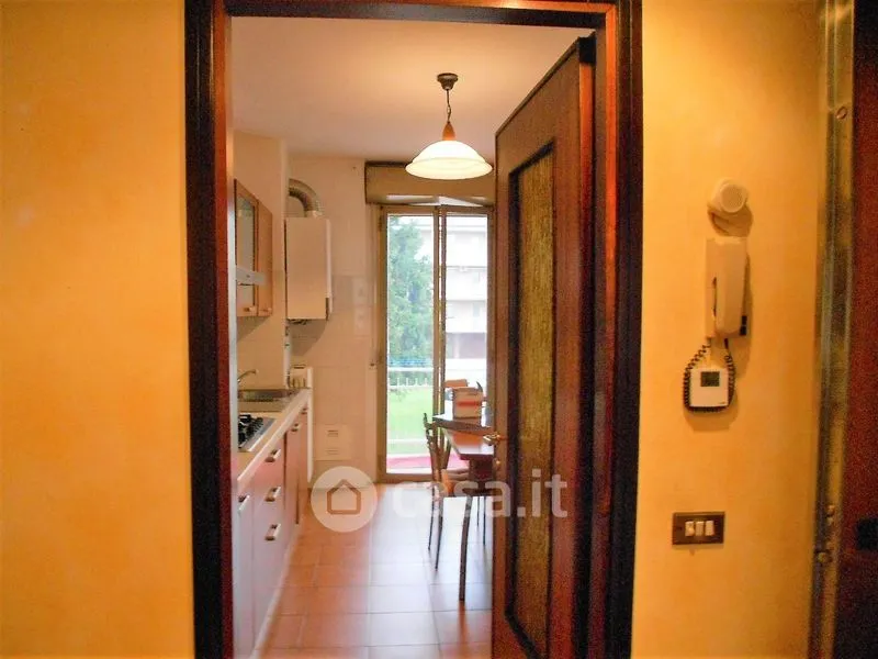 Entrée - 4-Bedroom Apartment with Balcony in Novara