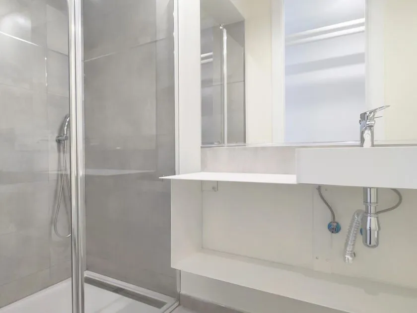 Salles de bain - Duplex Loft with Terrace in Niño Jesús, Madrid
