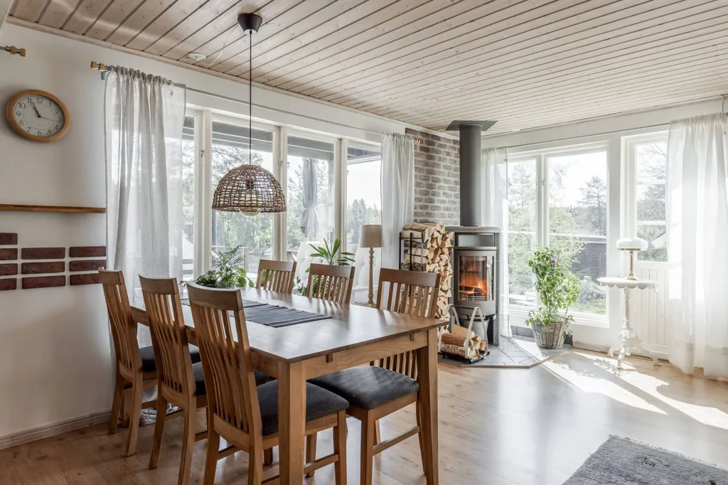 4-toaline maja asukohas Askersunds kommun