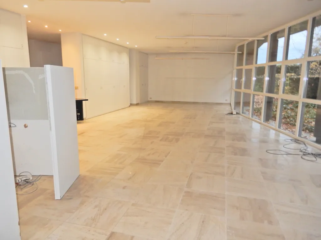 Pièces - Espace de Bureau Lumineux à Meulebeke