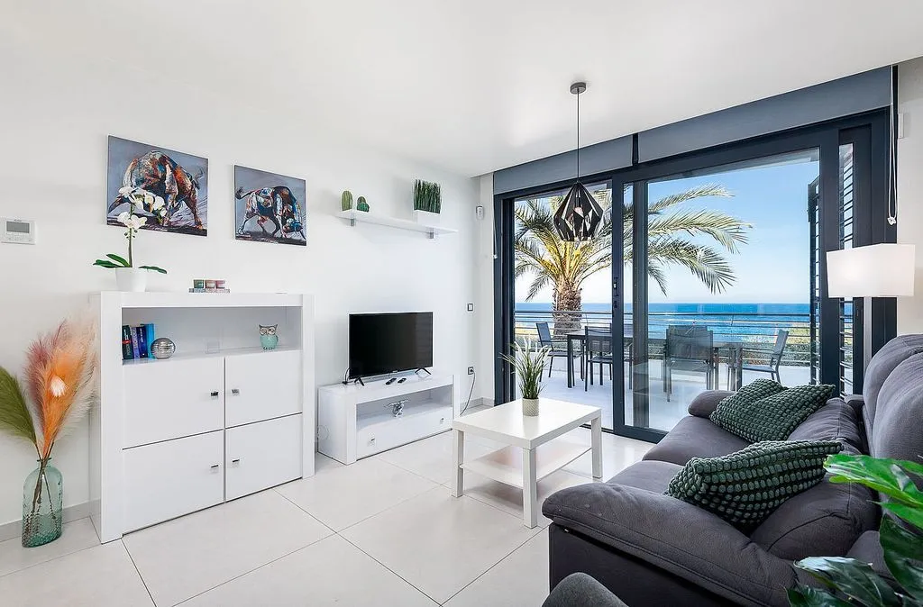 Living Room - Apartment with Pool and Sea View in Infinity View