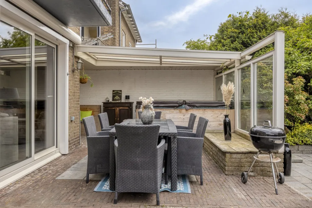Terrace - Detached House with Garden in Enschede