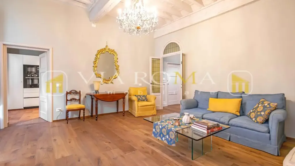 Elutuba - Luxury Flat with Period Features in Lucca