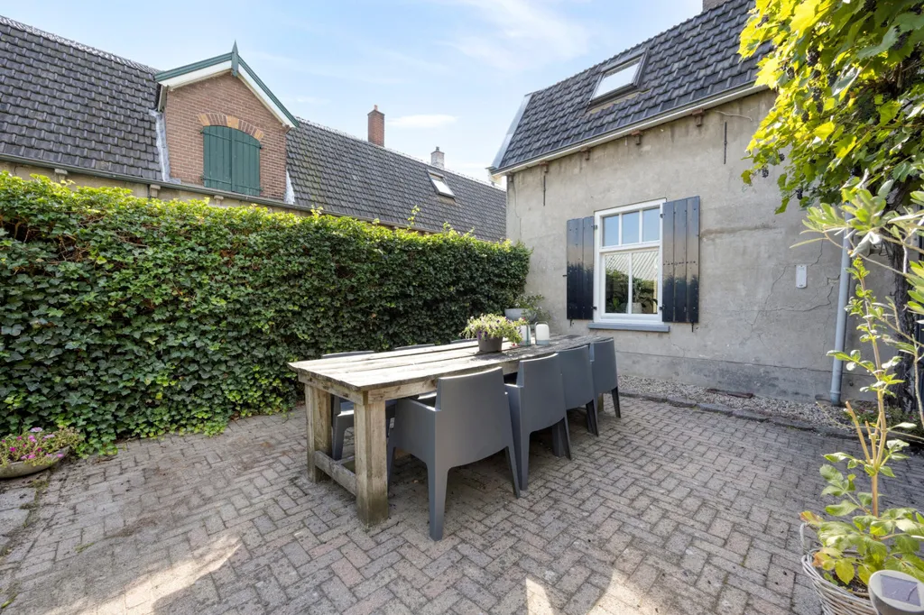 Giardino - Historic House with Dachshaus in Lienden