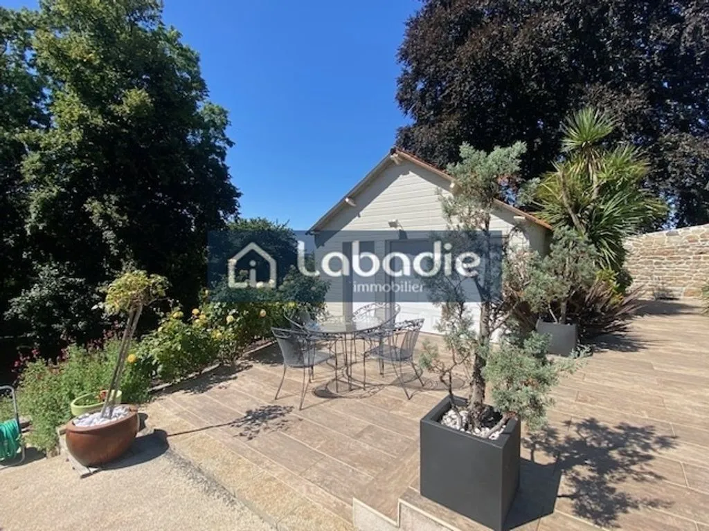 Aed - Luxury House with Pool in Vire