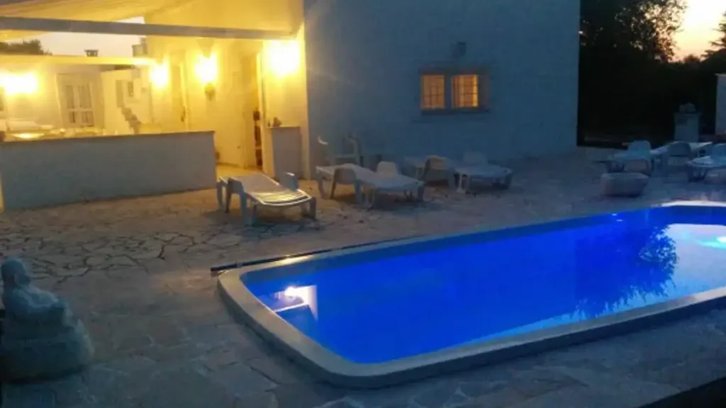 Piscine - Rustic Trullo with Pool in Ostuni