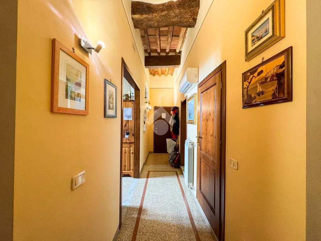 Ingresso - Tuscan-Style Apartment in Pontedera Centre