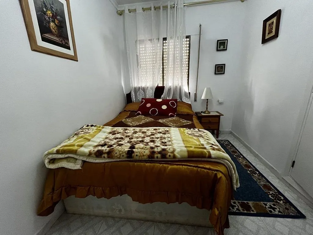Chambres - Three-Bedroom House in Olvera