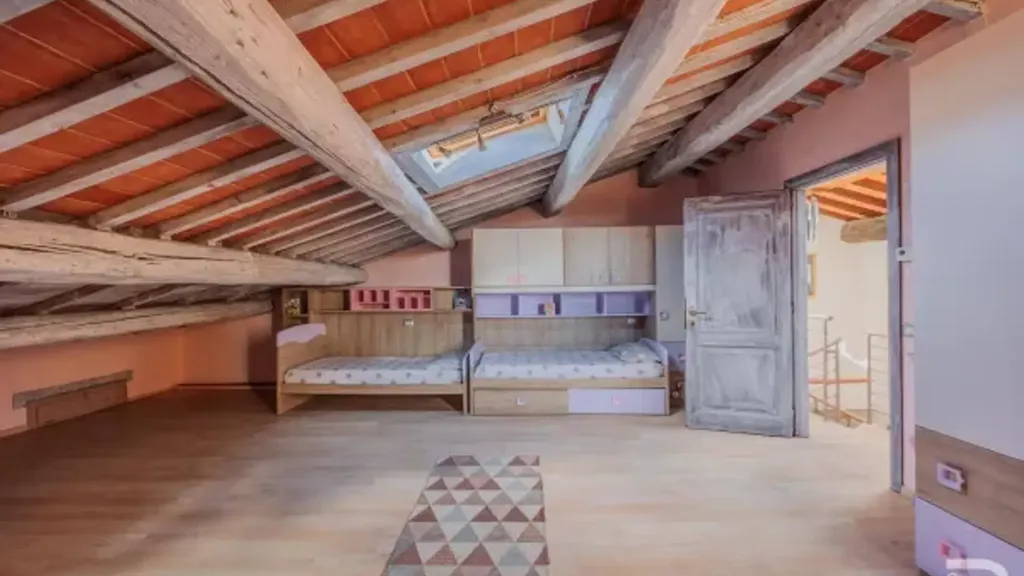 Chambres - Attico with Terrace in Sinalunga