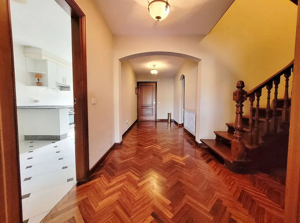 Esik - Semi-detached House with Pool in Liáns