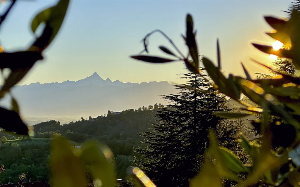 Luxury Villa with Panoramic Views in Turin