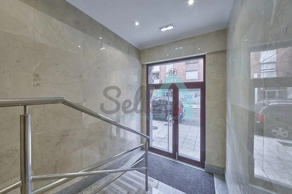 Ingresso - Furnished Flat with Study Spaces in Oviedo