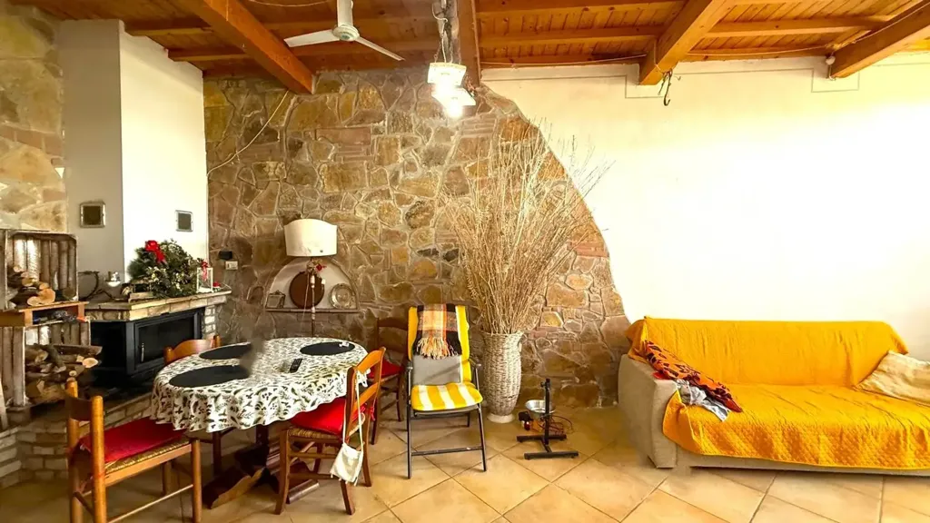 Elutuba - Rustic Property with Panoramic Views in Santa Luce