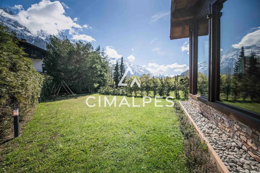 Aed - Chalet with Mountain View in Les Praz