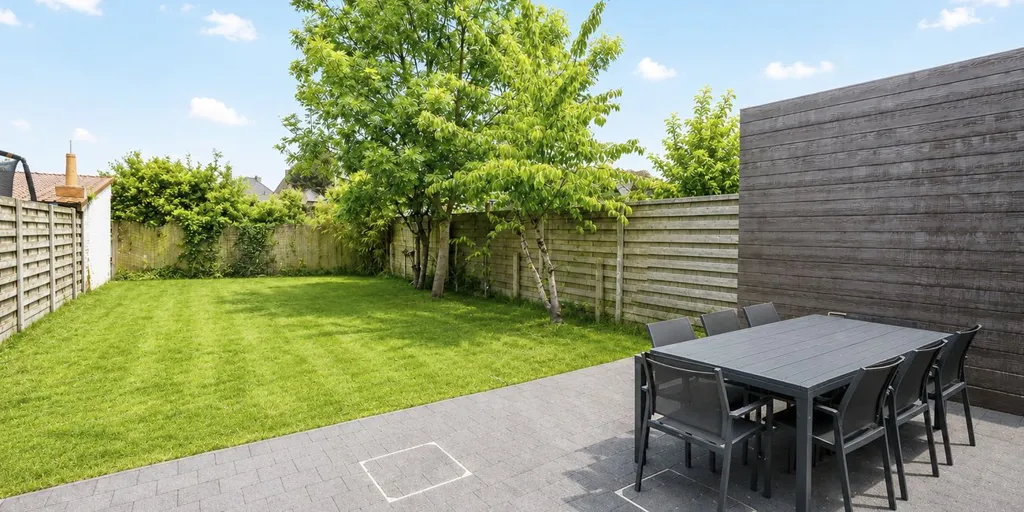 Garden - Renovated House with Garden in Sint-Michiels
