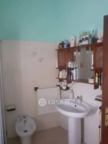 Salles de bain - Spacious Apartment with Lift in Albanella