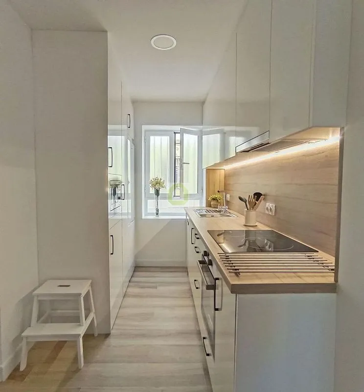 Köök - Fully Furnished Flat with Air Conditioning in Zaidín