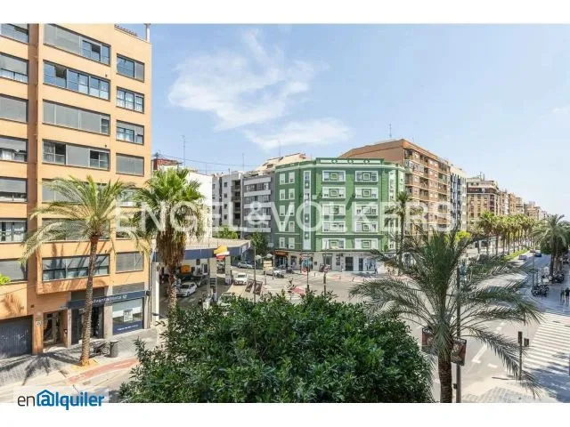 Apartment with Garage in Russafa–Eixample, Valencia