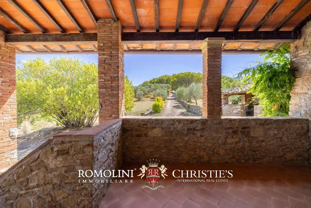 Terrass - Rustic Farmhouse with Panoramic Views in Chianti