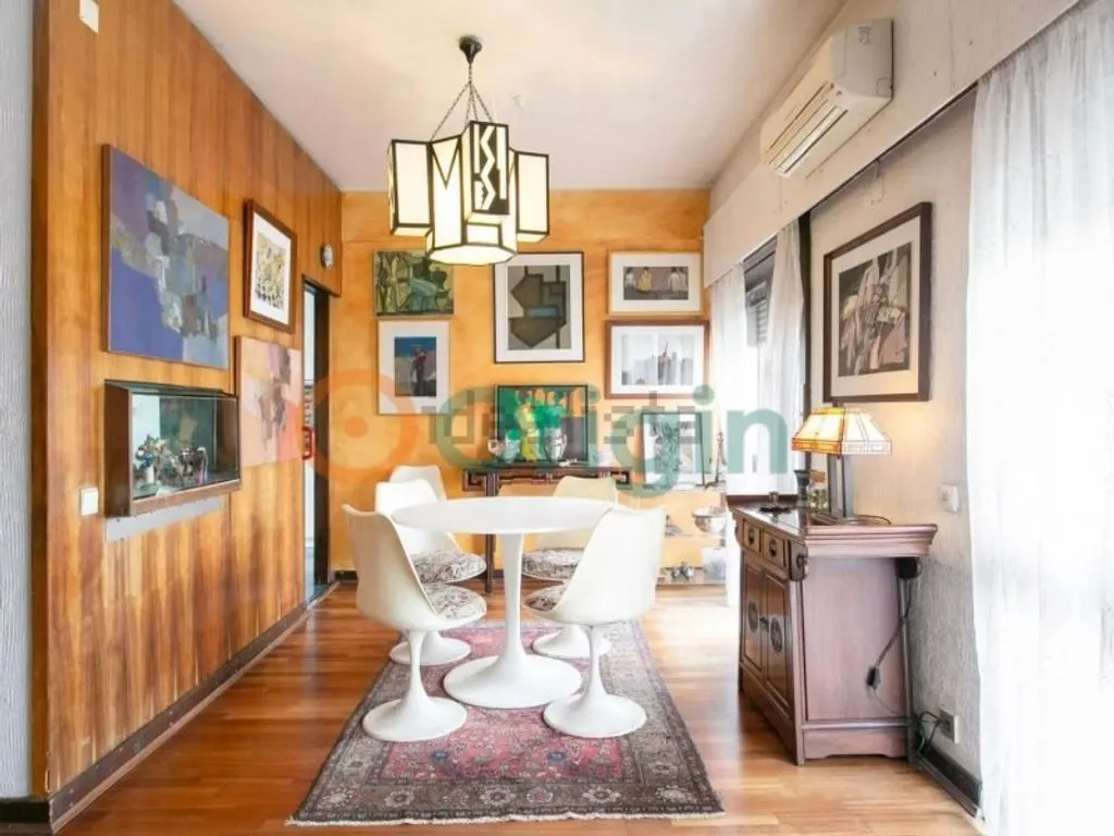 Salle à manger - Architect-Designed Flat with Terrace in Alto dos Moinhos