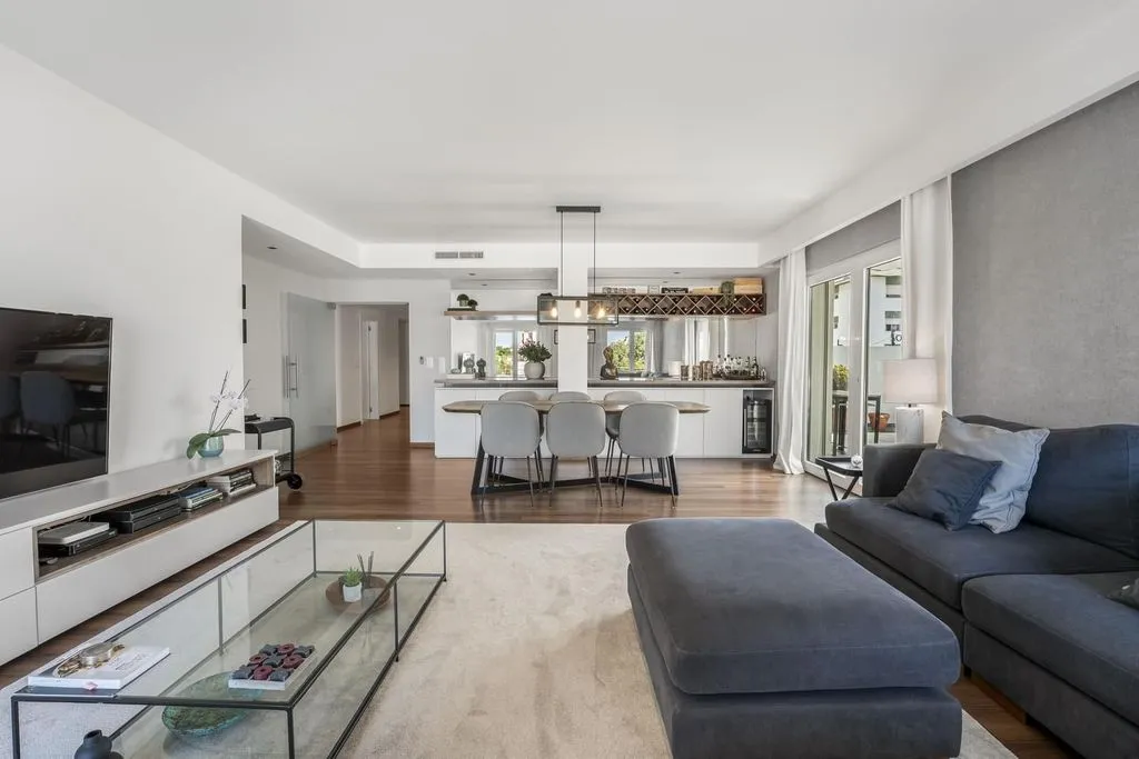Elutuba - Luxury Flat with City Views in Parede