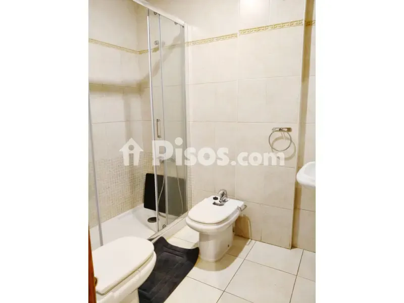 Bathrooms - T2 Apartment with Balcony in Las Palmas Centre
