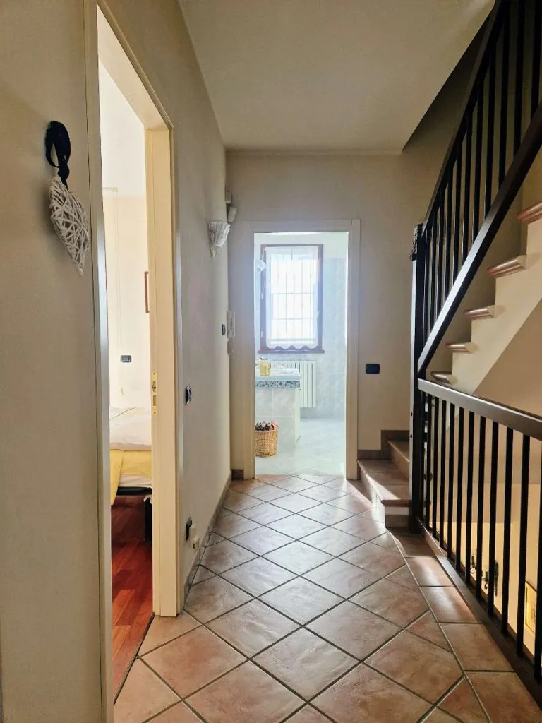 Ingresso - Corner Semi-Detached Villa with Garden in Rubiera