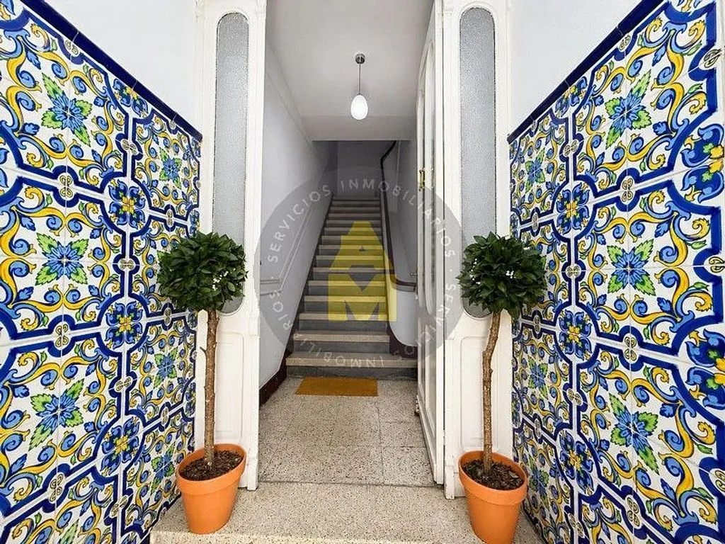 hallway_entrance