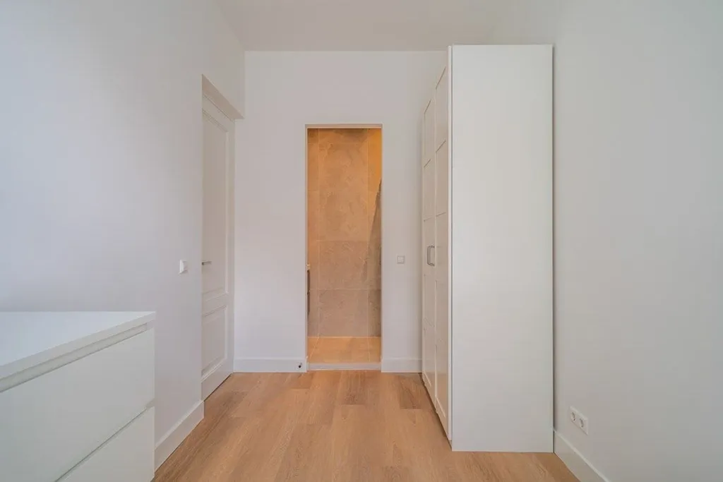 Entrée - Renovated Apartment with Balcony in The Hague