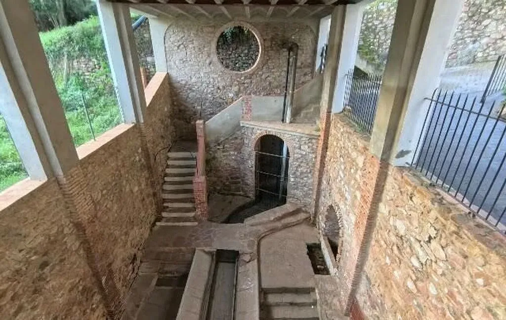Occupied Flat with Street View in Eslida