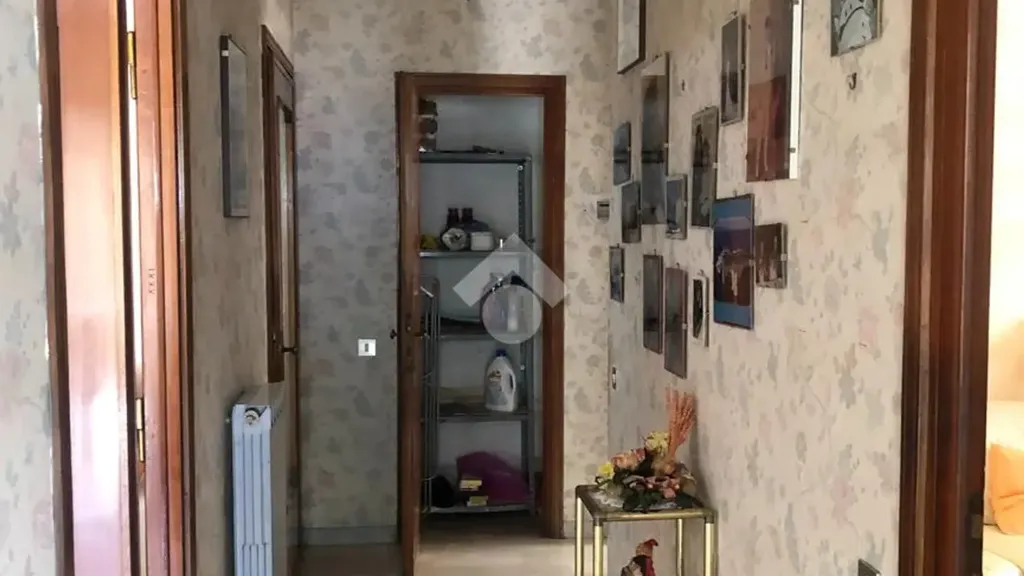 Esik - Spacious Apartment with Balcony in Marino