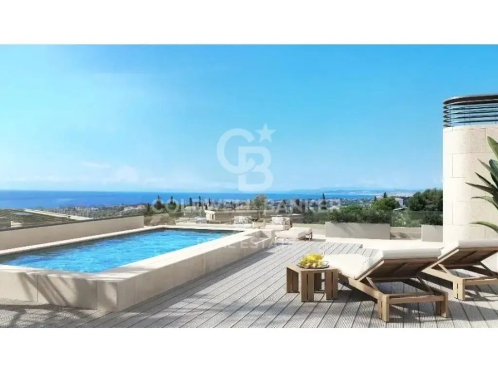 Piscine - 3-Bedroom Flat with Pool in Estepona