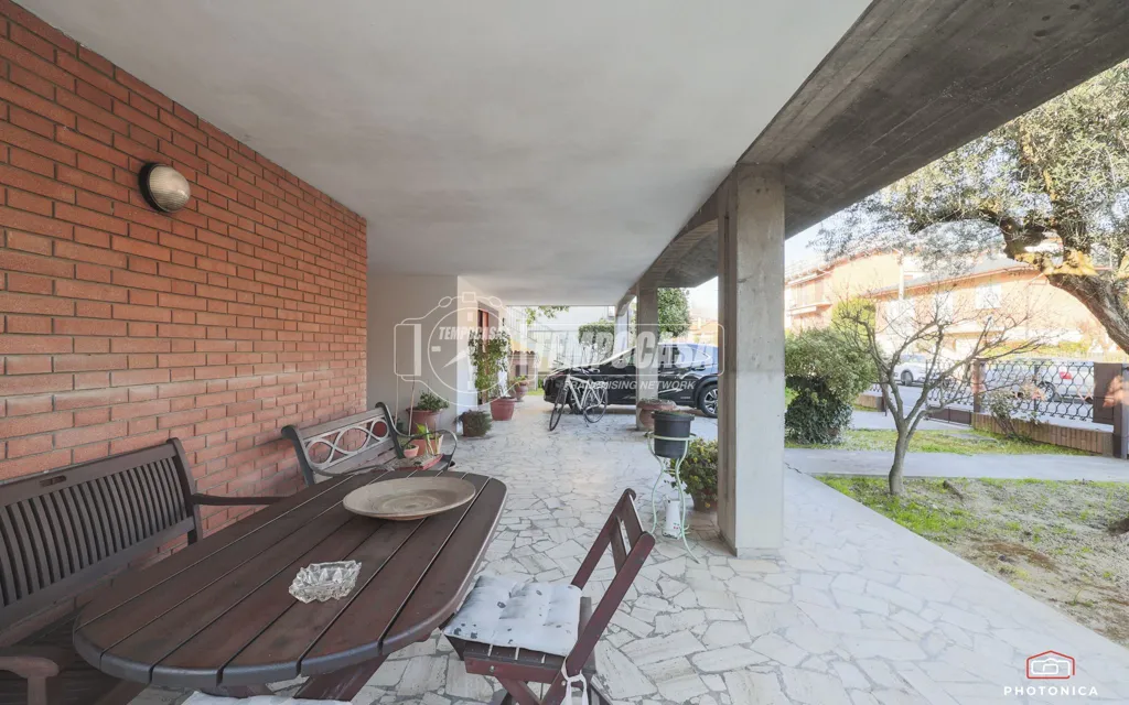 Terrasse - Luxury Villa with Private Garden in Forlì