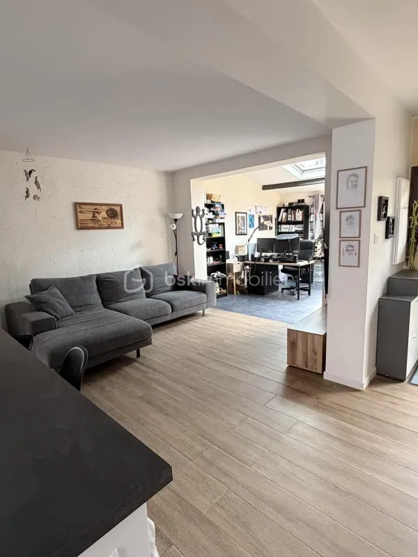 Maison 6 pièces à Saclas