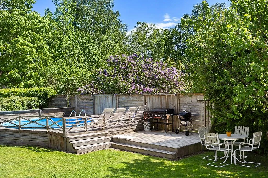 Piscina - Villa with Pool in Jämshög
