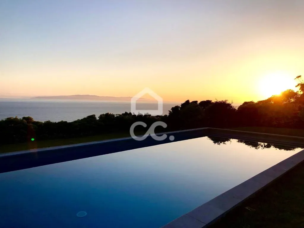 Bassein - Villa with Sea View in Santa Bárbara