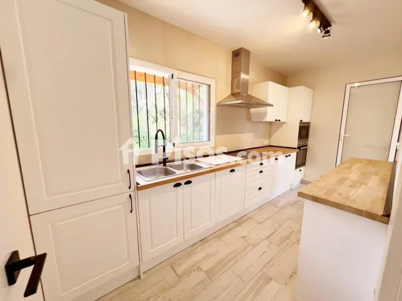 Cuisine - Maison 4 pièces à ES
