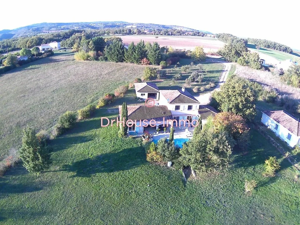 Õhuvaade - Provençal House with Pool in Itzac