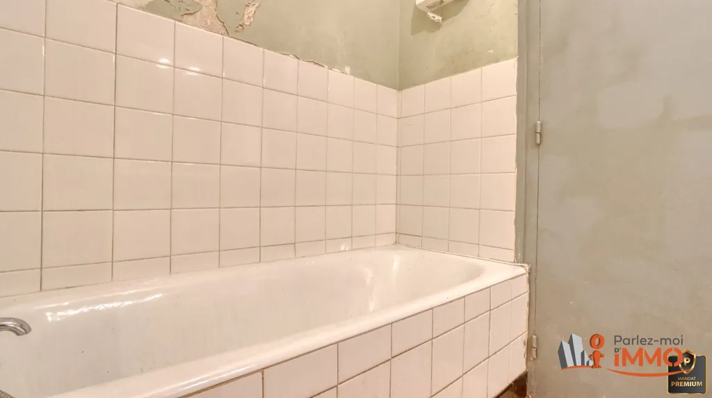 Salles de bain - Appartement T3 avec Loggia à Saint-Étienne
