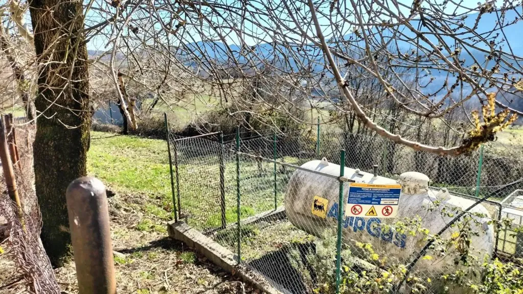 Jardin - Two-Unit Apartment with Private Resede in Firenzuola