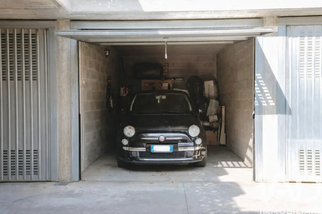 Garage - Trilocale with Terrace in Torbiato, Adro