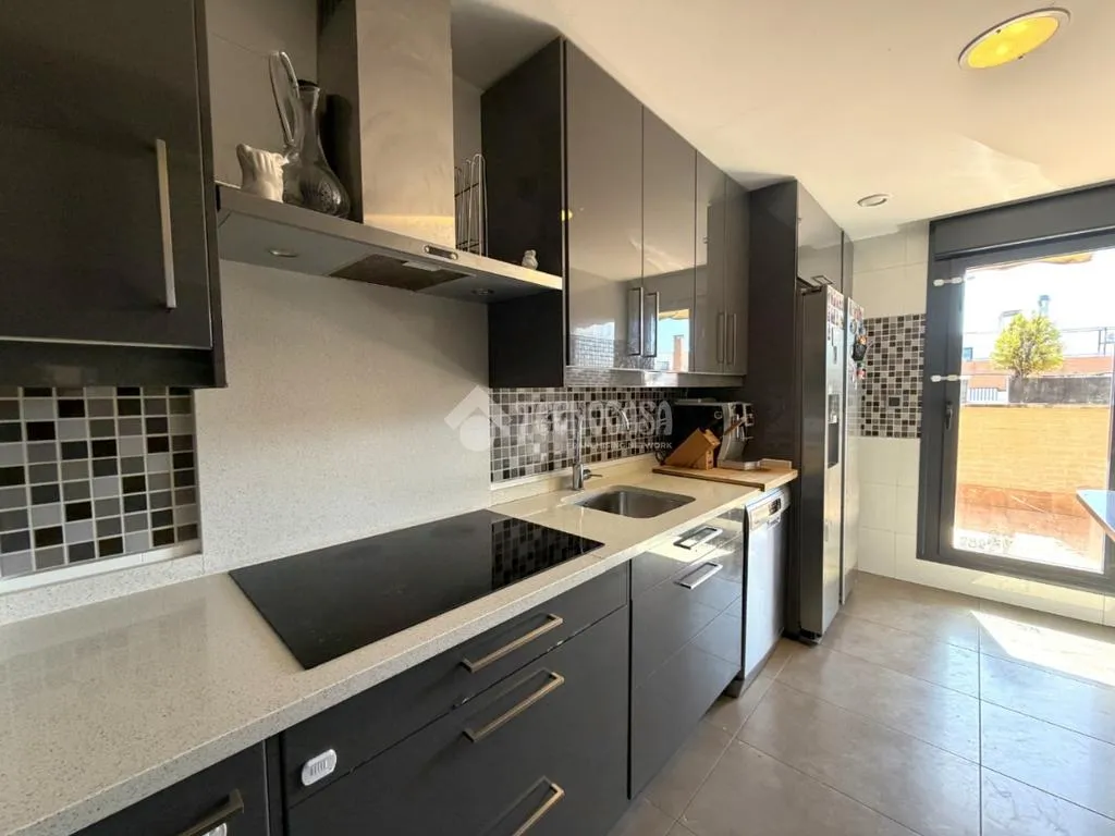 Kitchen - Penthouse with Terraces in Montecarmelo, Madrid
