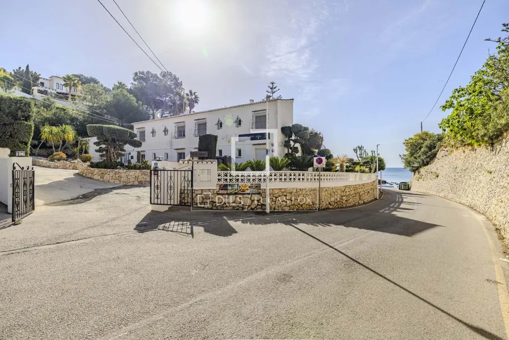 Välivaade - Refurbished Boutique Aparthotel with Pool in Benissa