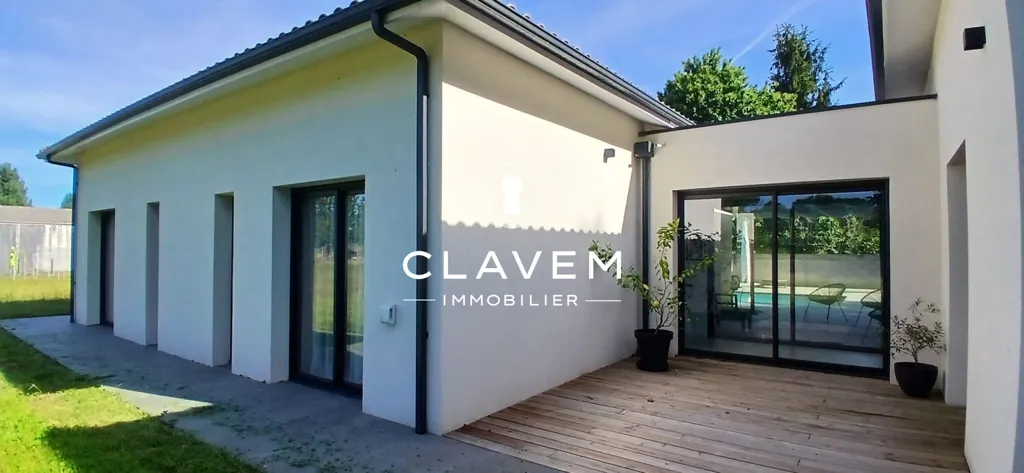 Terrasse - Villa contemporaine avec piscine à Saint-André-de-Cubzac