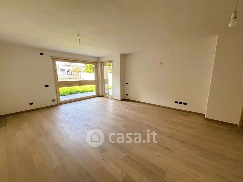Soggiorno - Triplex with Garden in Morbegno Centre