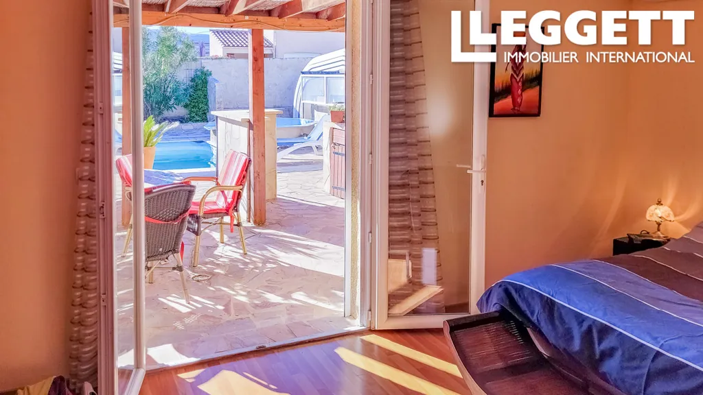 Chambres - Villa avec Piscine et Suites Indépendantes à Hérépian