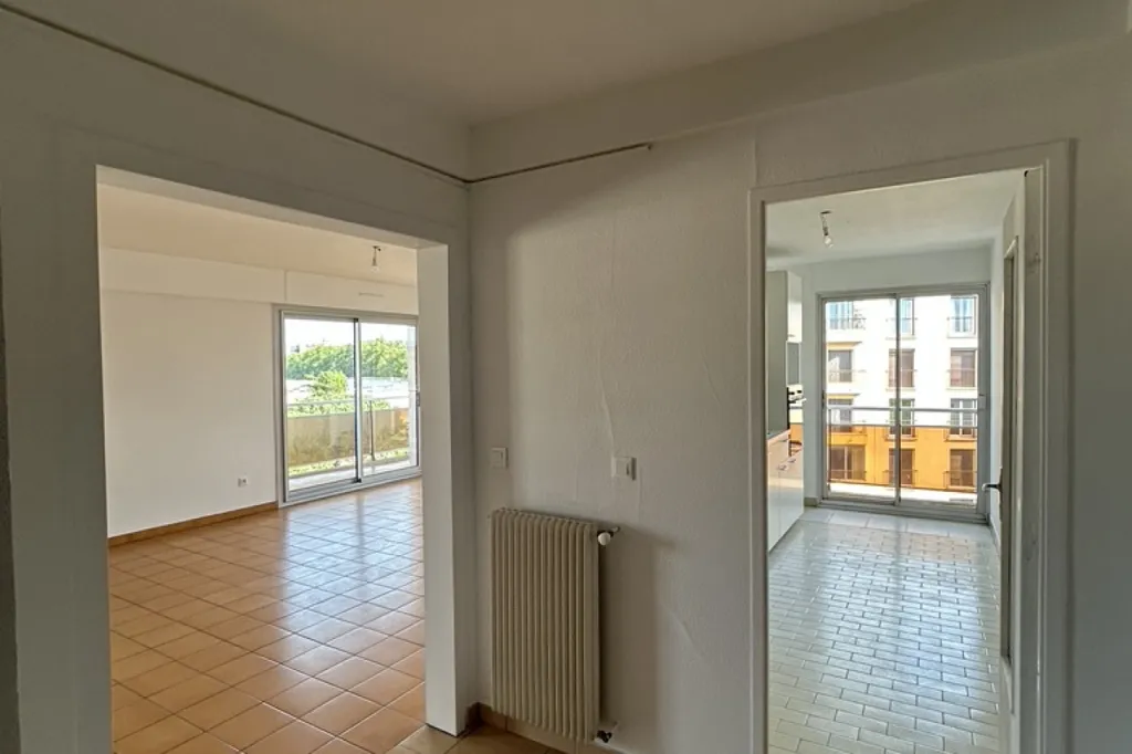 Soggiorno - Bright Apartment with Balconies in Perpignan
