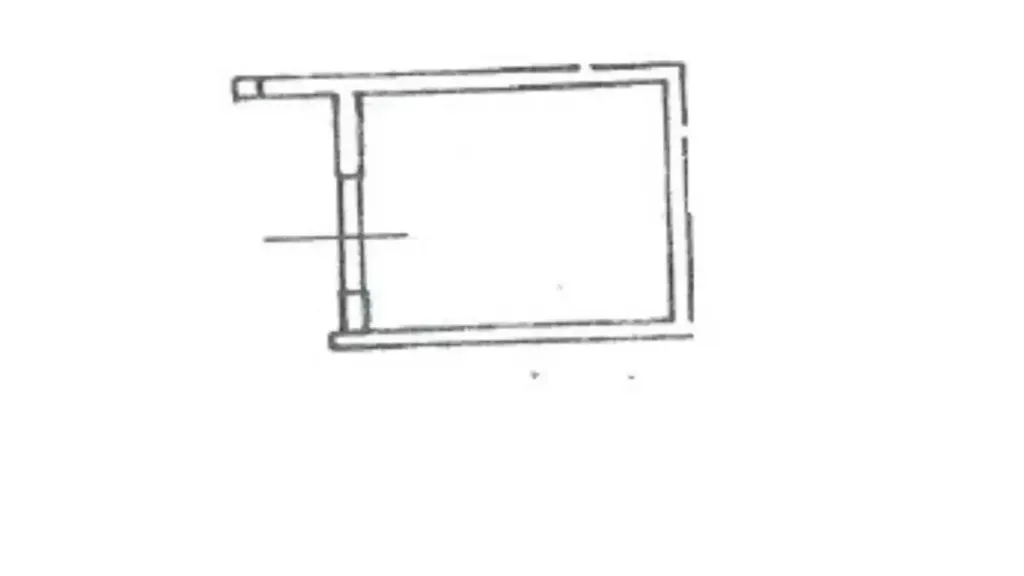 4-Room Apartment with Balcony in Ferrara