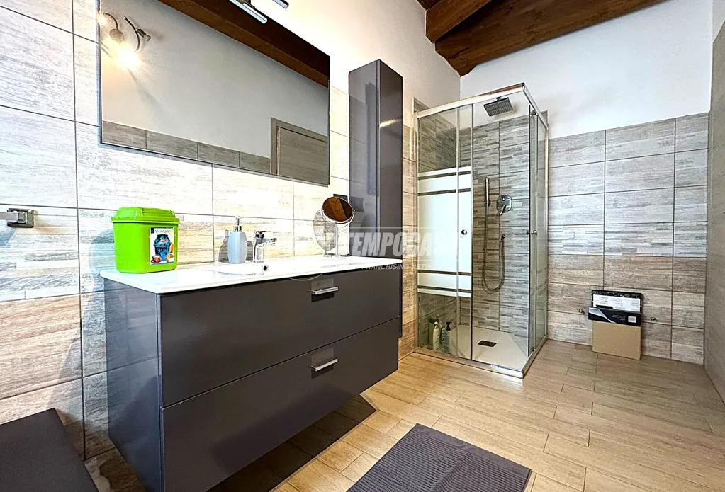 Vannitoad - Modern Villa with Garden in Druento
