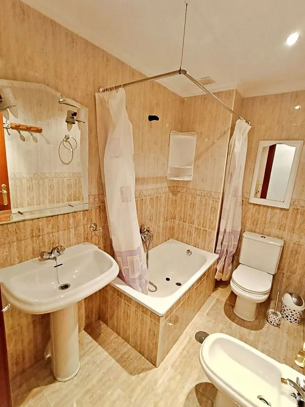 Bagni - Student Flat with Balcony in Central Location